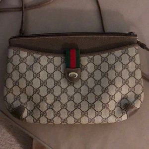 Gucci crossbody authentic
